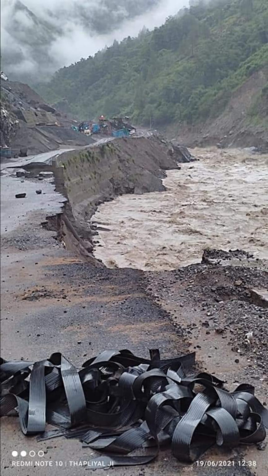 Uttarakhand Weather Forecast Today: heavy rain alert today badrinath highway closed