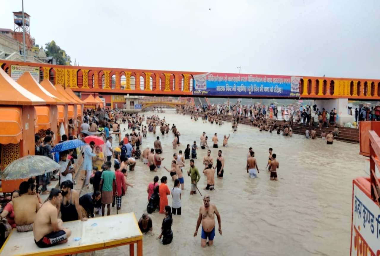 ganga dussehra : symbolic ganga snan in haridwar, many devotee reached, photos