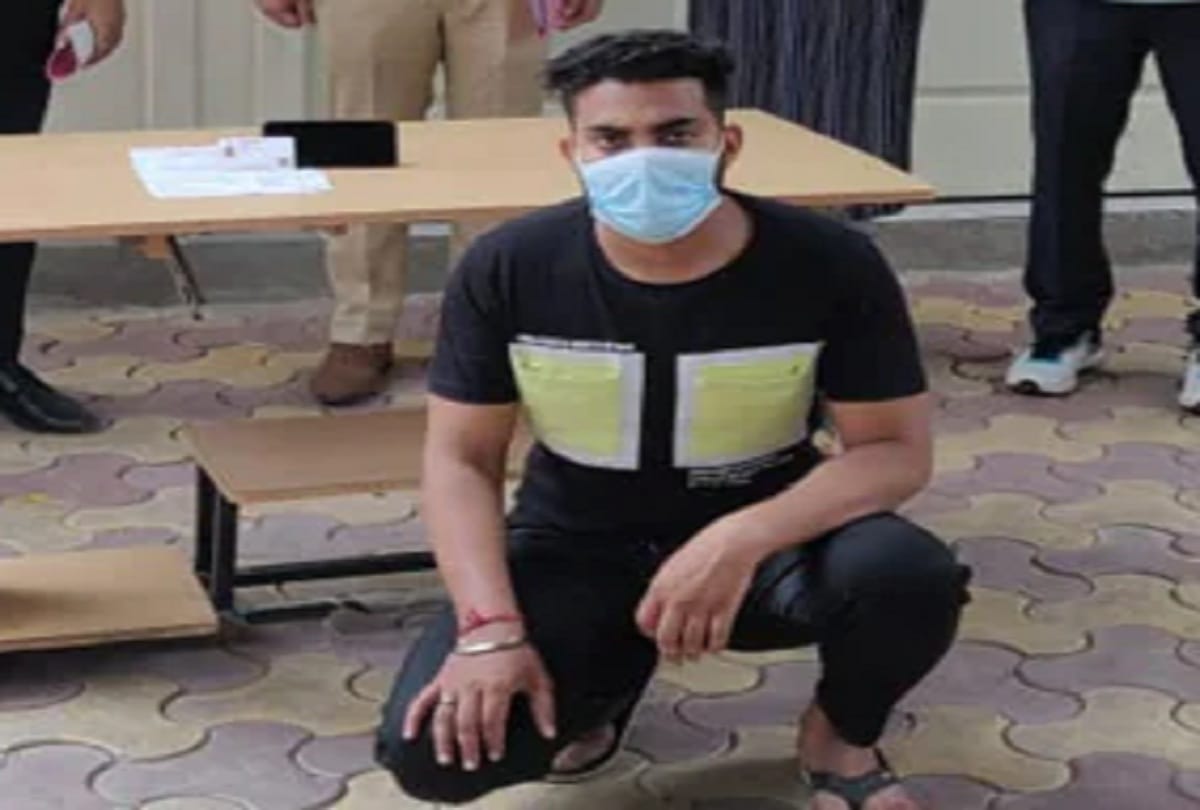 Gym trainer arrested for harassing Over 100 Women  by creating fake Facebook profile delhi police