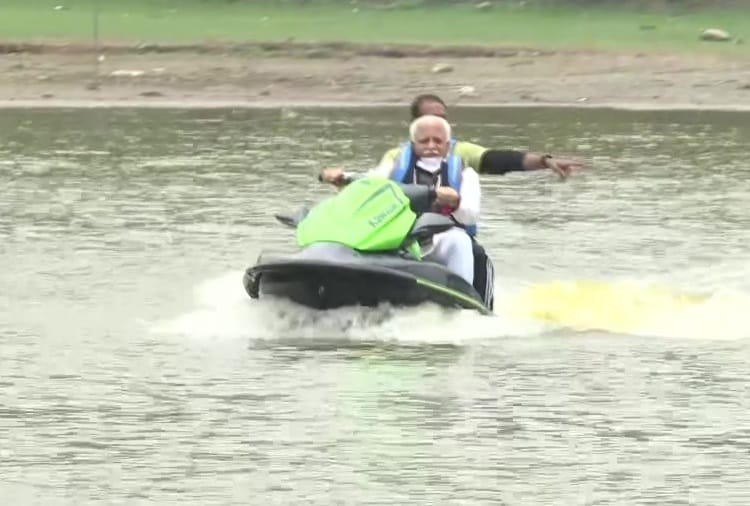 Haryana Chief Minister Manohar Lal inaugurates several adventure sports in Morni village of Panchkula