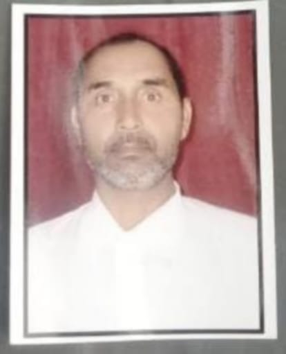 Mud house collapsed family buried one died four injured in varanasi