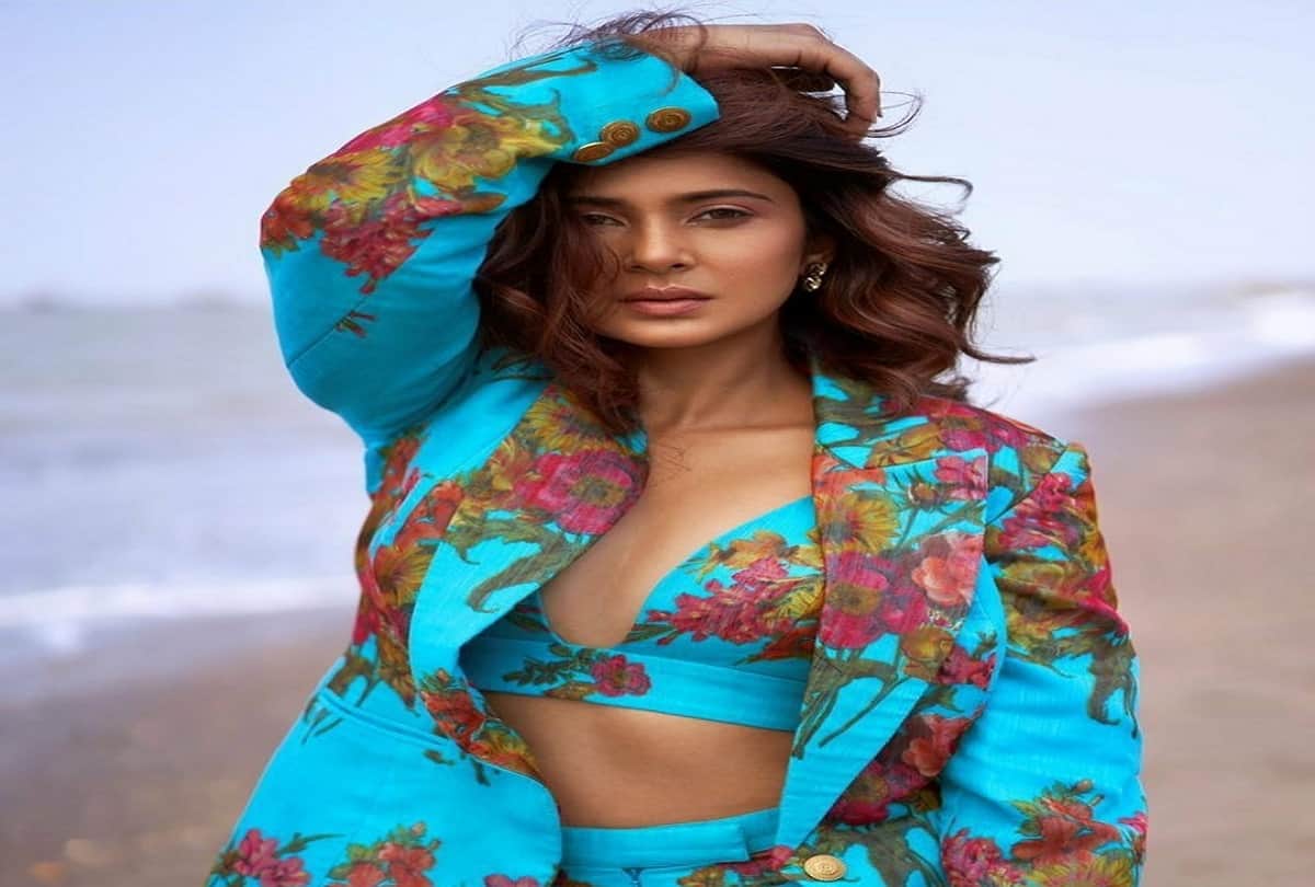 jennifer winget latest attractive look in blue floral dress