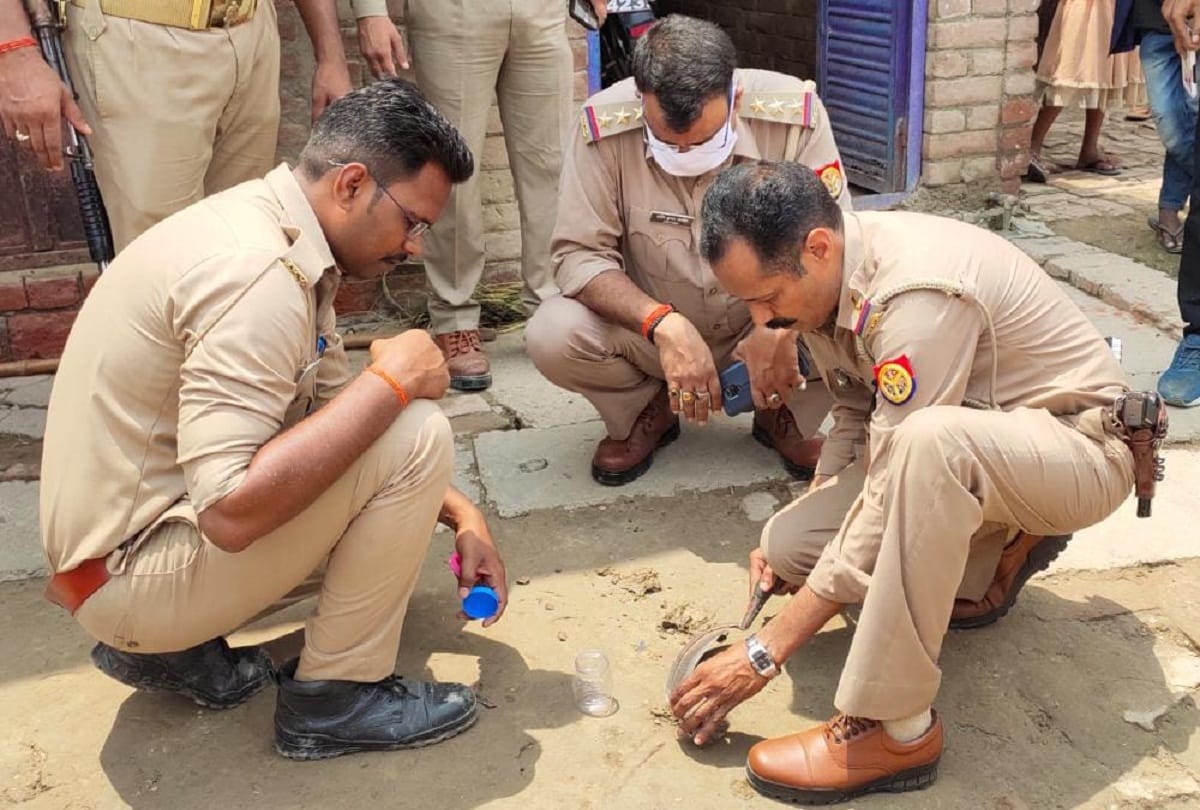 Kaushambi: Retired railway worker killed by sons along with relatives