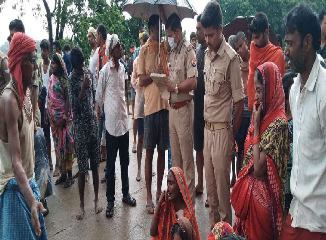 Washerman drowned in ganga along with donkey after stuck in water hyacinth both found dead