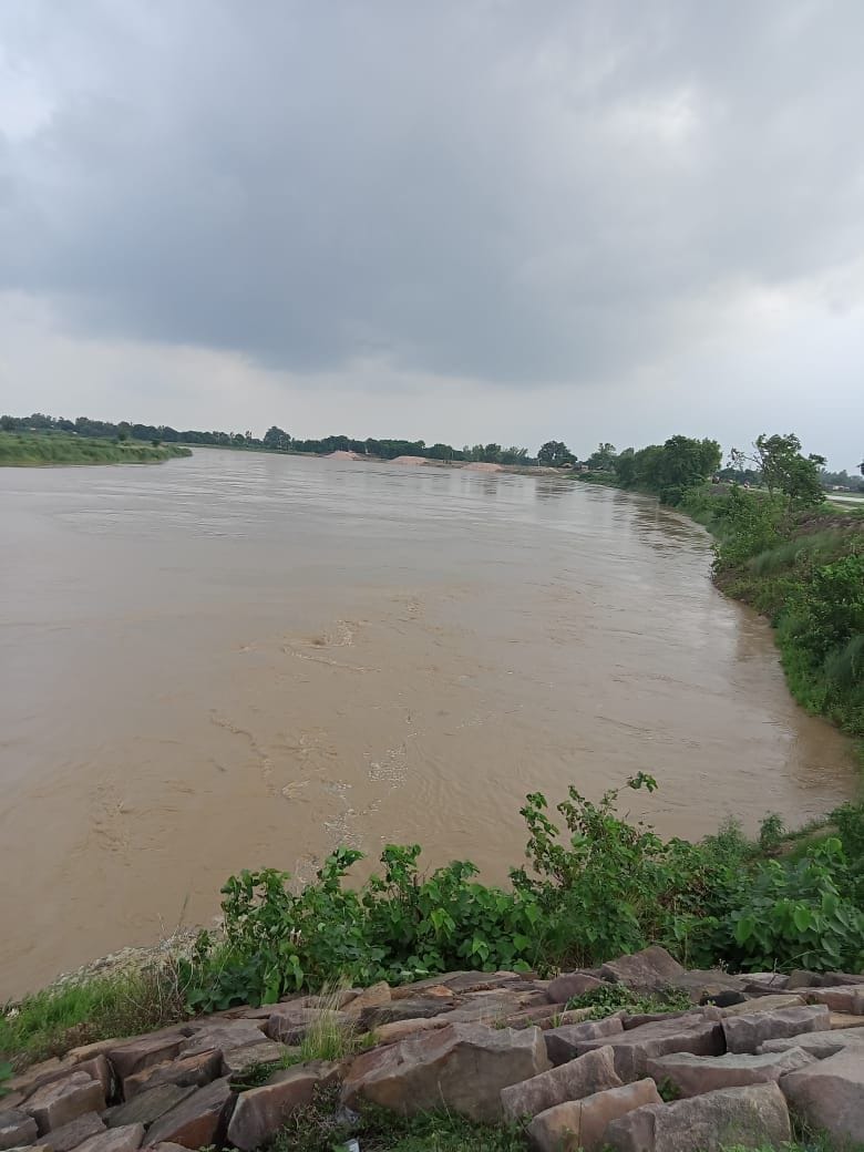 rapti reached near danger level
