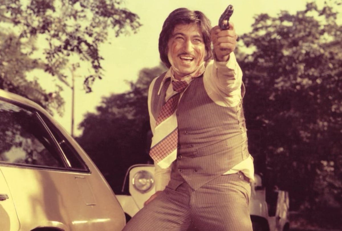 Bioscope with Pankaj Shukla Qurbani Feroz Khan Vinod Khanna Zeenat Aman Nazia Hasan Biddu