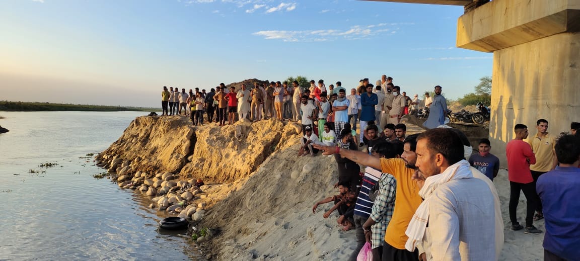 Two youths drowned in Yamuna while taking bath