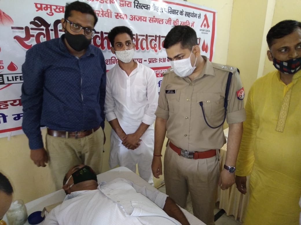 43 Mahadanis donated blood