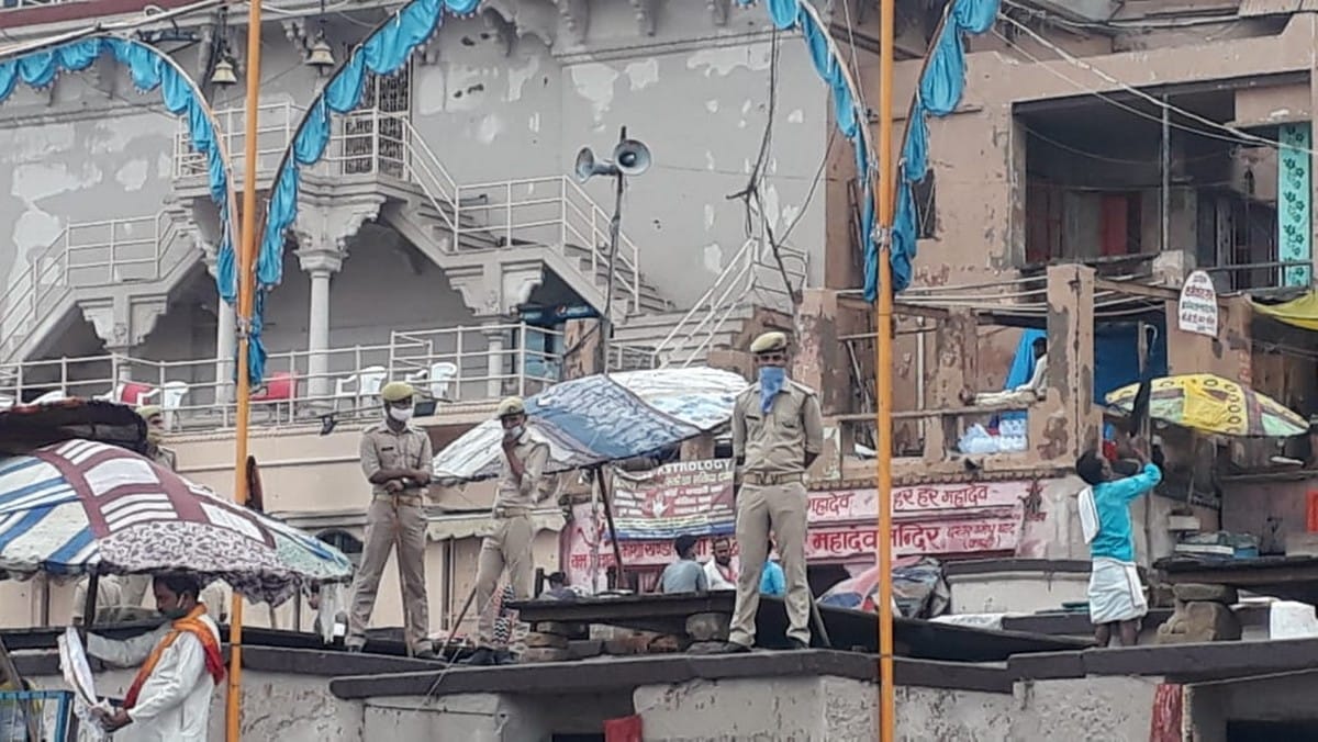 Ganga Dussehra: devotees disappointed could not take dip in ganga due to corona in varanasi