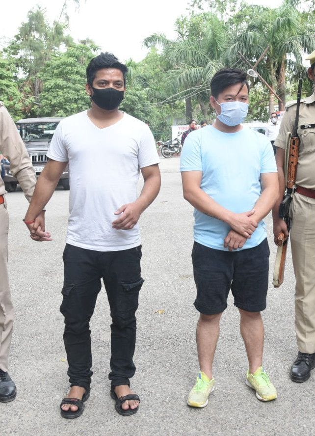 Online prostitution gang running through WhatsApp, two arrested including engineer