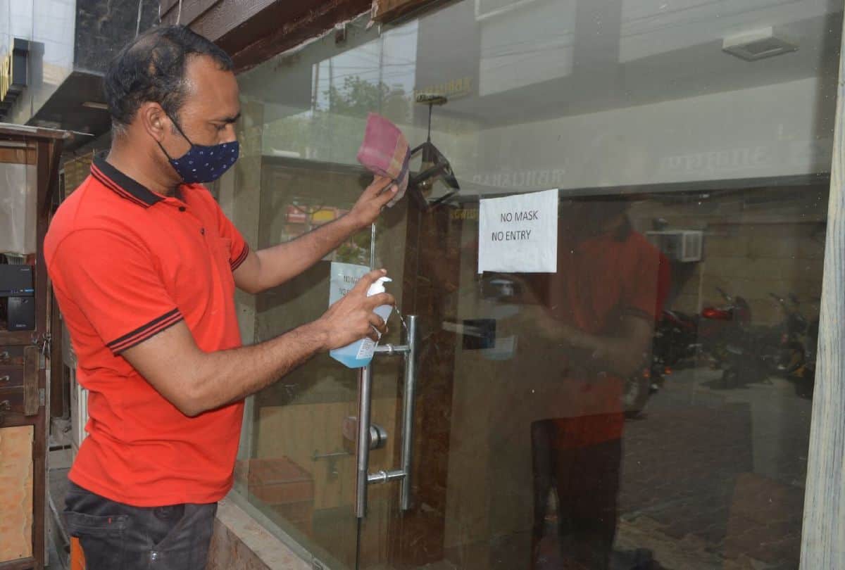 UP Guidelines News Malls, hotel-restaurants will re open in Agra