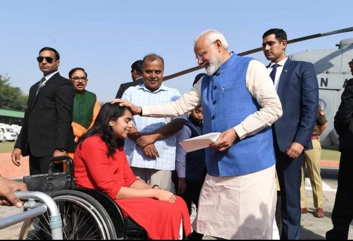PM Modi fulfilled promise of kashi daughter sumedha to made international level shooting range in varanasi