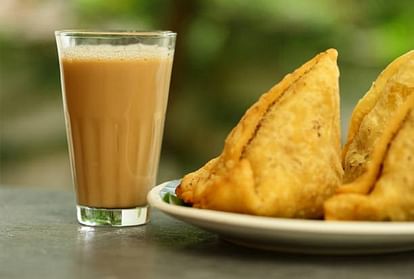 Samosa Recipe in hindi Ghar par samosa kaise banaya jata hai