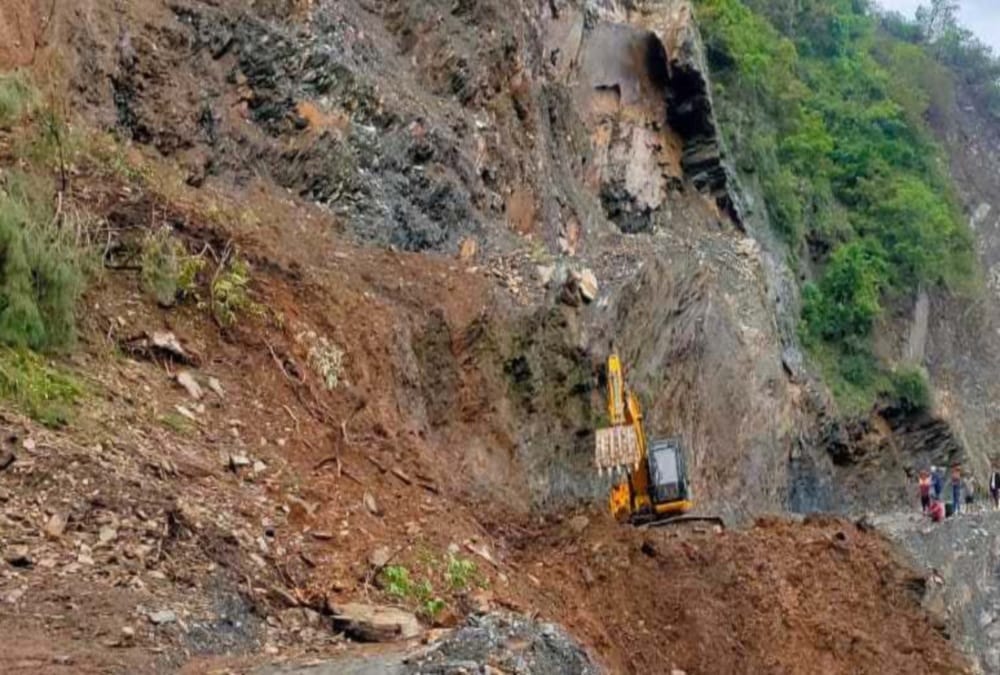 Uttarakhand Exclusive: More than 100 landslide zones become hindrance in development of state