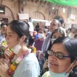 वृंदावन: साइना नेहवाल ने किए श्री बांकेबिहारी के दर्शन
