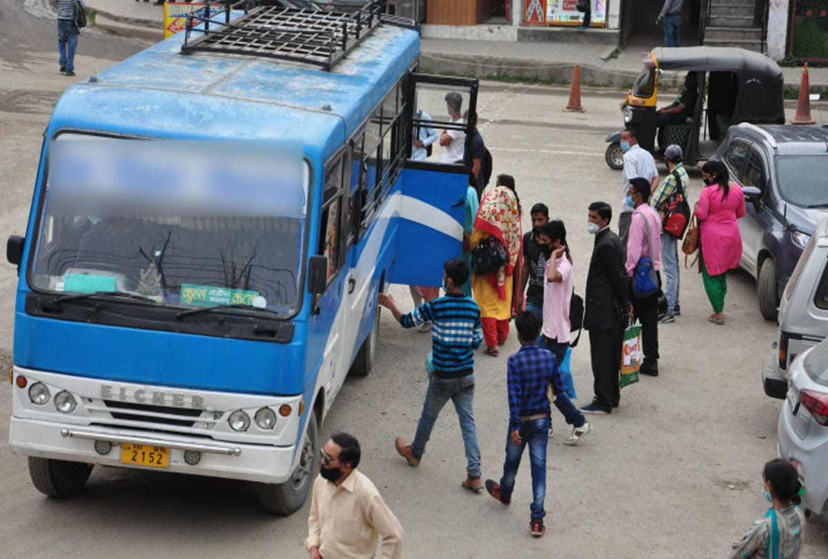Defying the restrictions of the government, movement of buses continues in other states