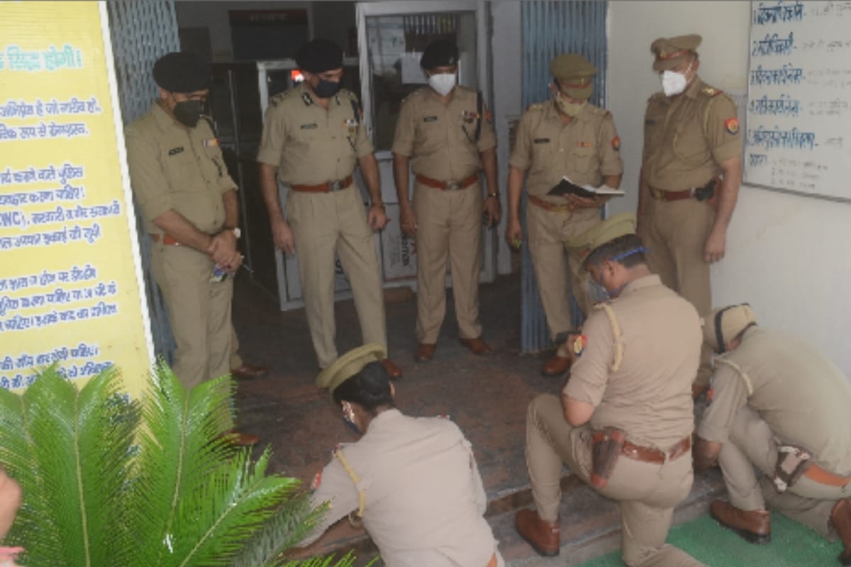 inspector could not open the pistol in Baghpat, UP, ADG expressed his displeasure
