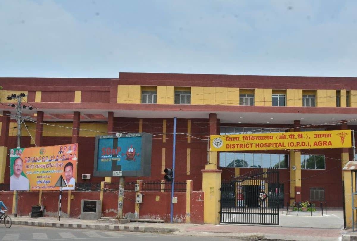 Nine Year Old Giel Reahed Hospital For Sick Mother Treatment And Take Care Of Brother
