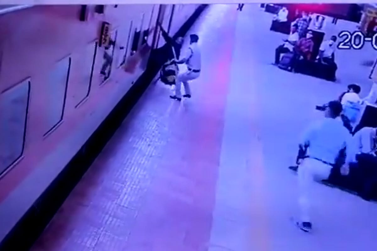Alertness of RPF staff saved a passenger at Ranchi Railway station, watch video