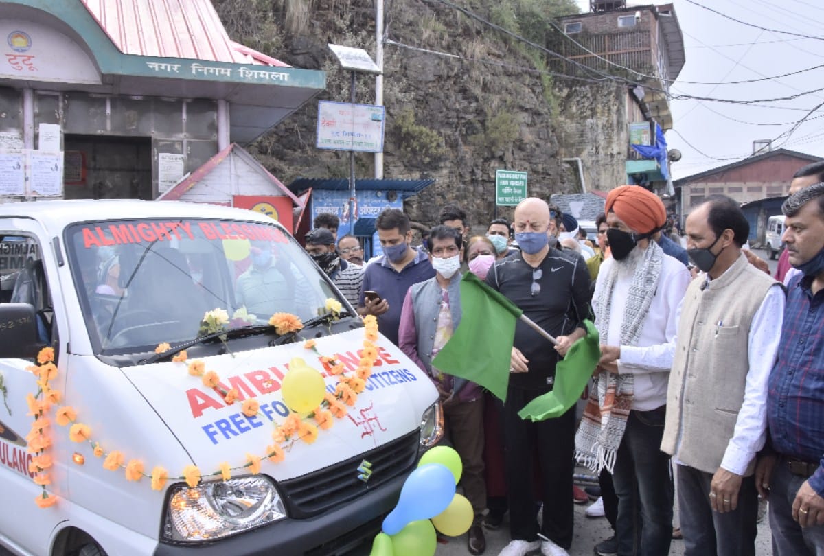 Anupam Kher Foundation will give 10 oxygen concentrators to Shimla, green signal to the ambulance