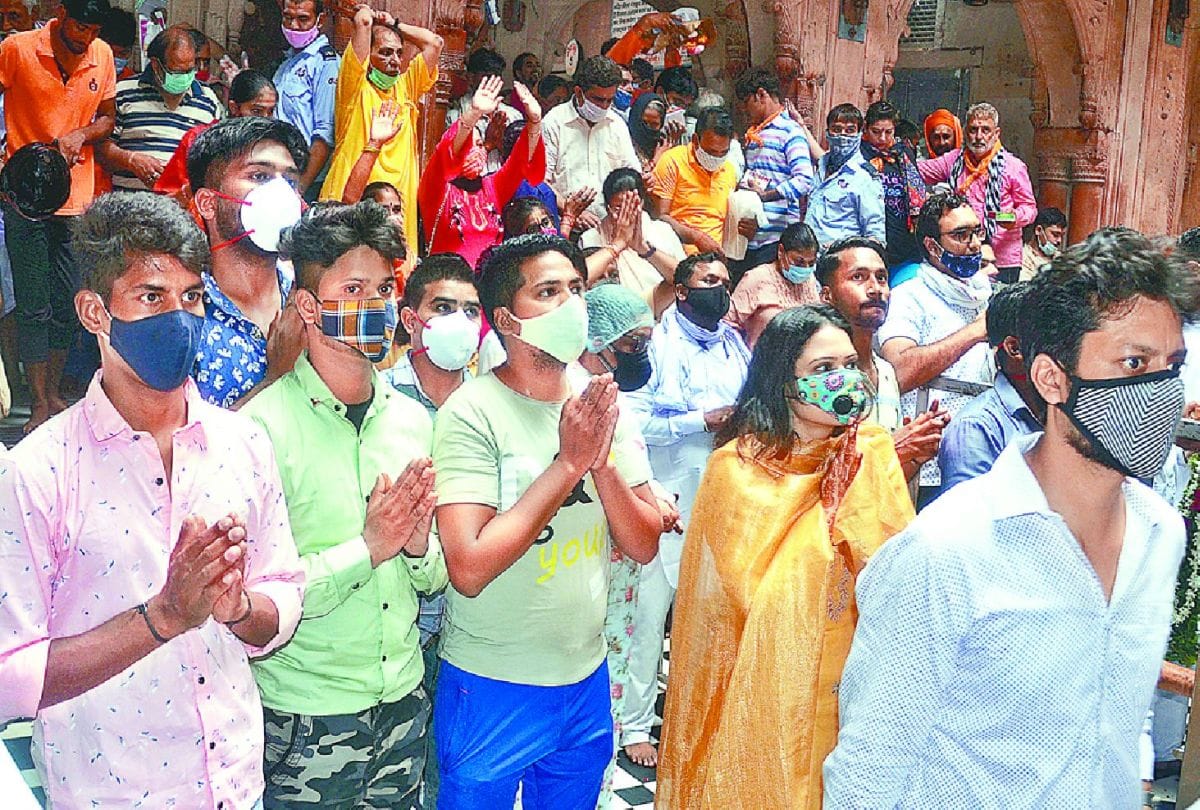 crowd of devotees gathered in shri banke bihari temple on nirjala ekadashi in vrindavan