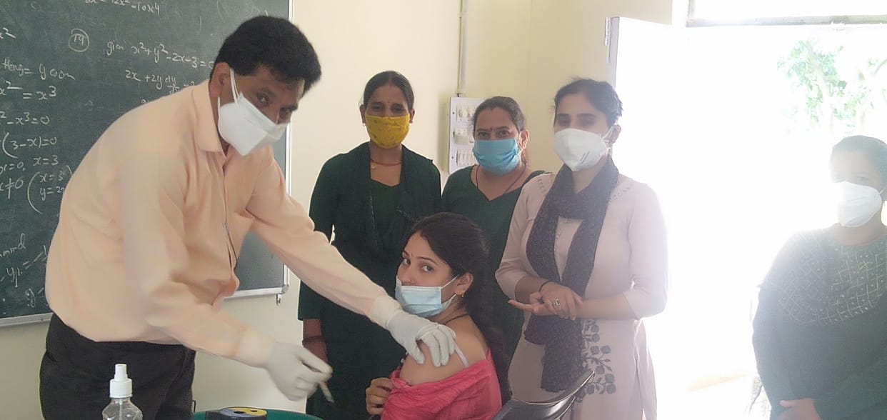 24,050 people vaccinated in 157 centers in the district
