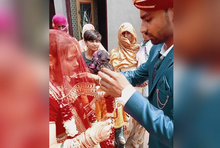 A scheduled caste youth climbed horse first time in his wedding in village govindpur history