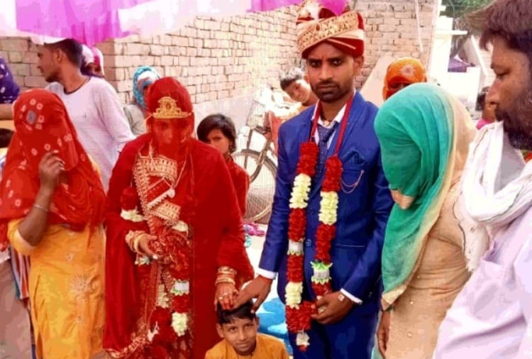 A scheduled caste youth climbed horse first time in his wedding in village govindpur history