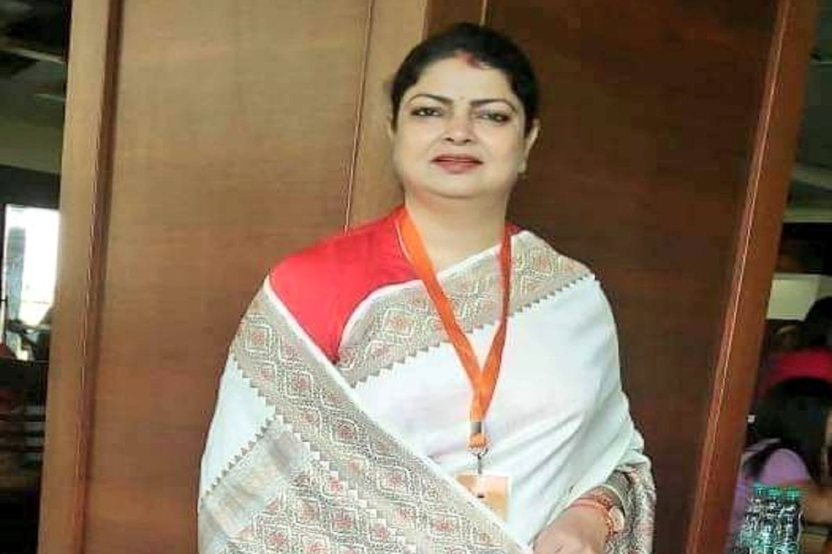 Supporters are happy Darshana Singh from chandauli becomes National Vice President of BJP Mahila Morcha