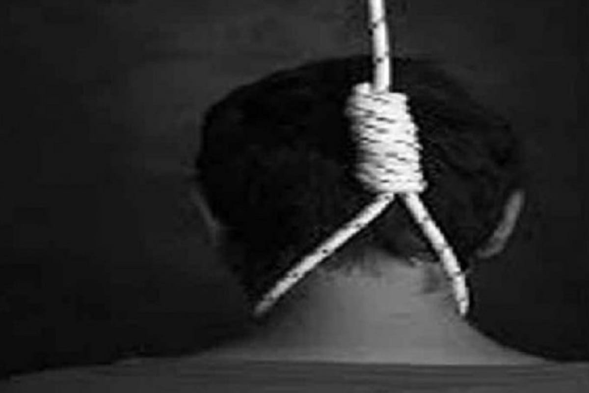 DM engineer brother hanged himself took suicidal step for not passing UPSC exam