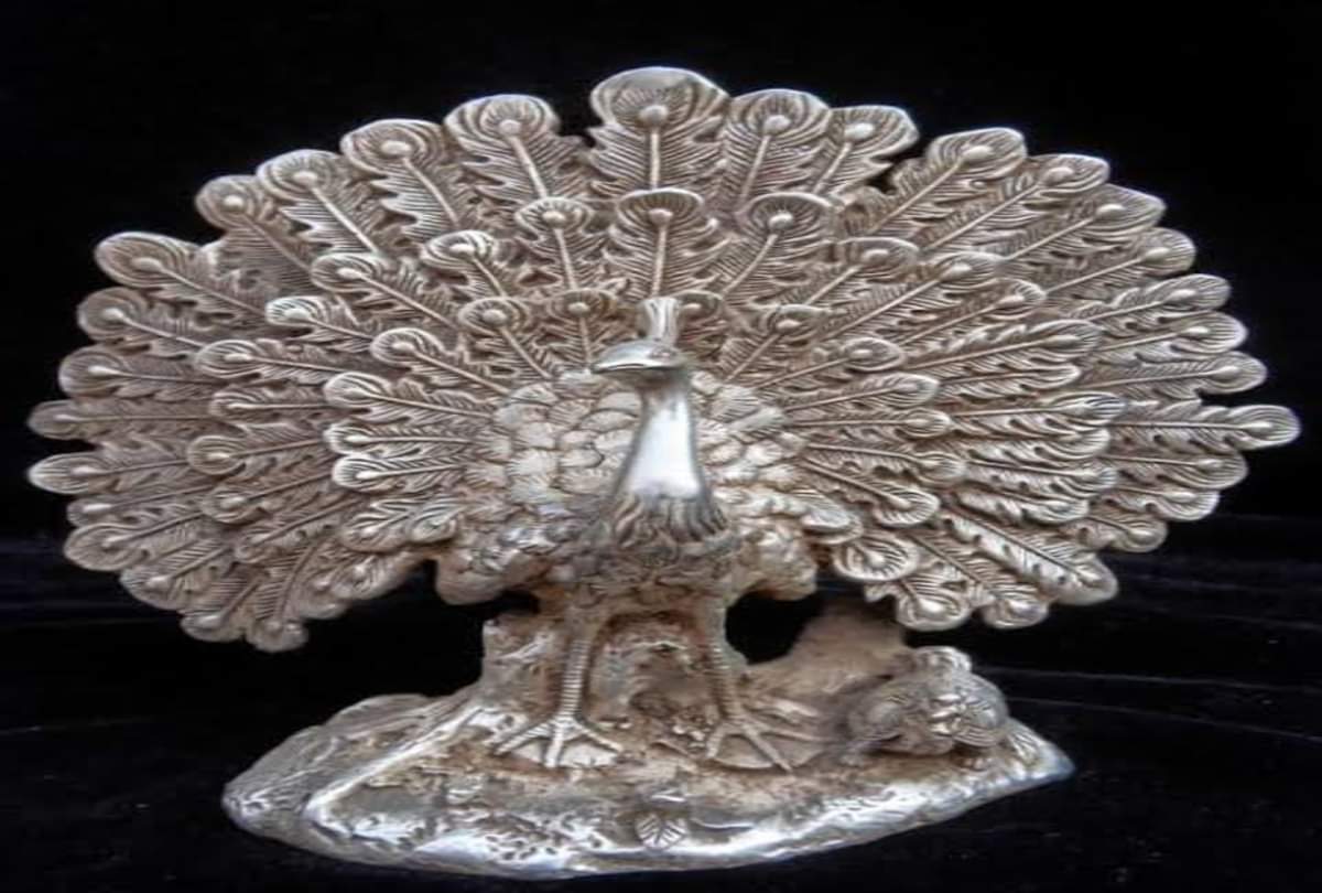 Vastu Tips to get money Prosperity Good Luck and Happy Married Life