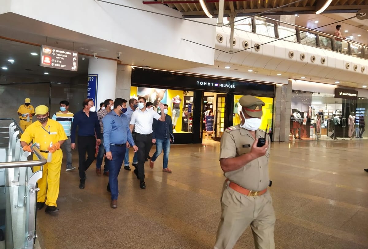 Shopping malls are open after a long time in Lucknow.