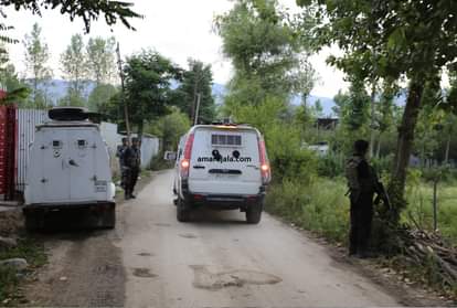 सुरक्षाबलों और आतंकियों के बीच मुठभेड़