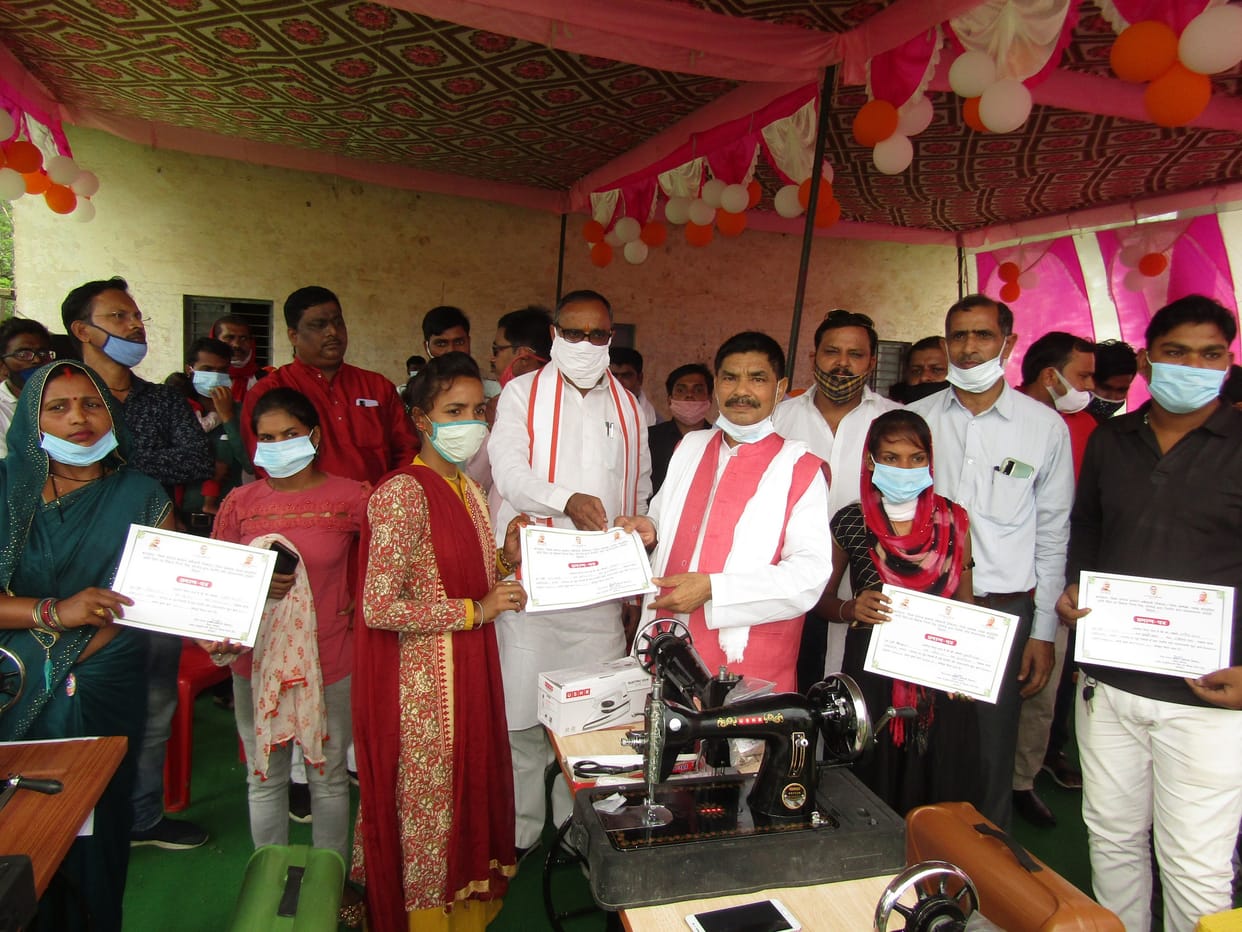 Ten women beneficiaries got sewing machine