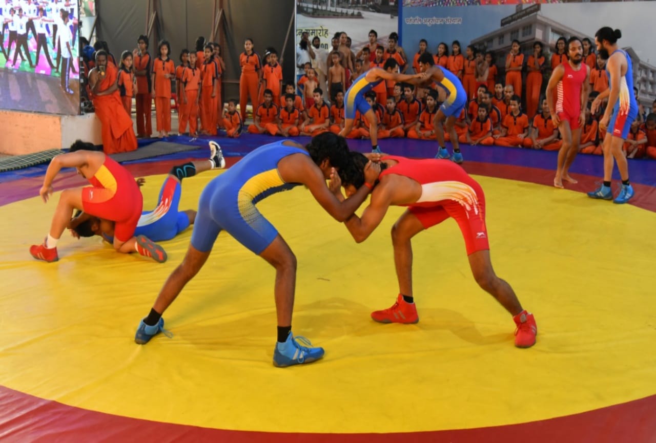 international yoga day 2021 : yoga day celebration in patanjali yogpeeth haridwar