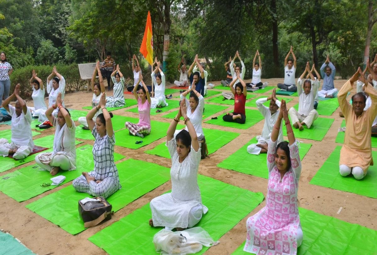 International Yoga Day will be celebrated in Kedarnath and Main program will be held in Parmarth Niketan Rishikesh