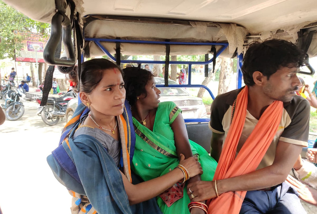one injured and four injured in road accident in chitrakoot