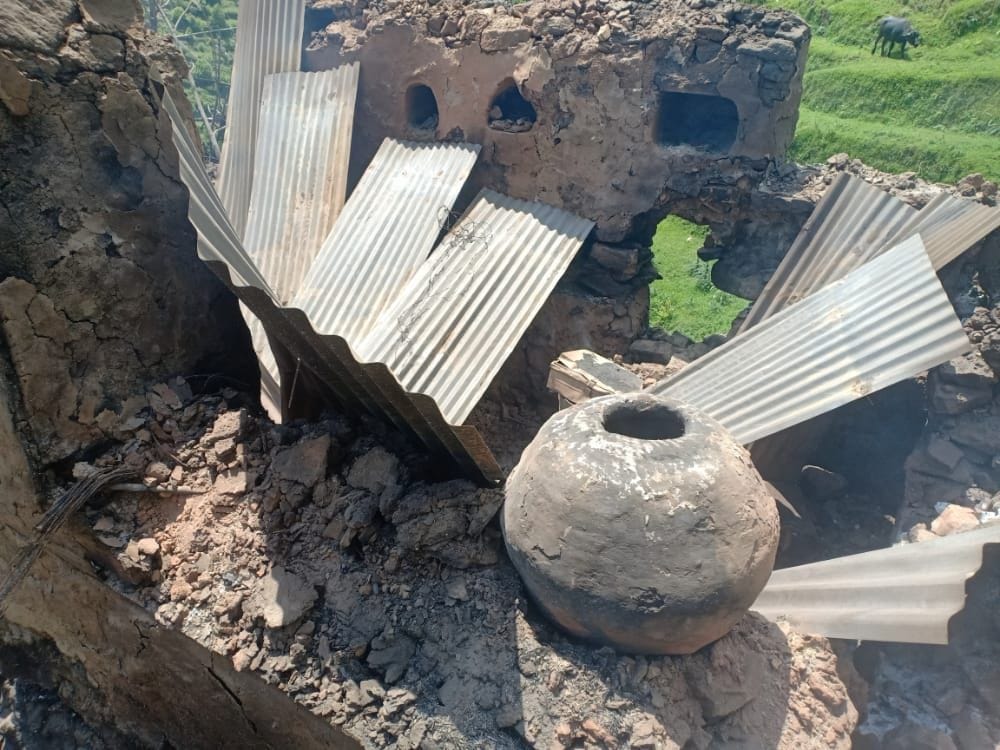 house burnt with coeshed