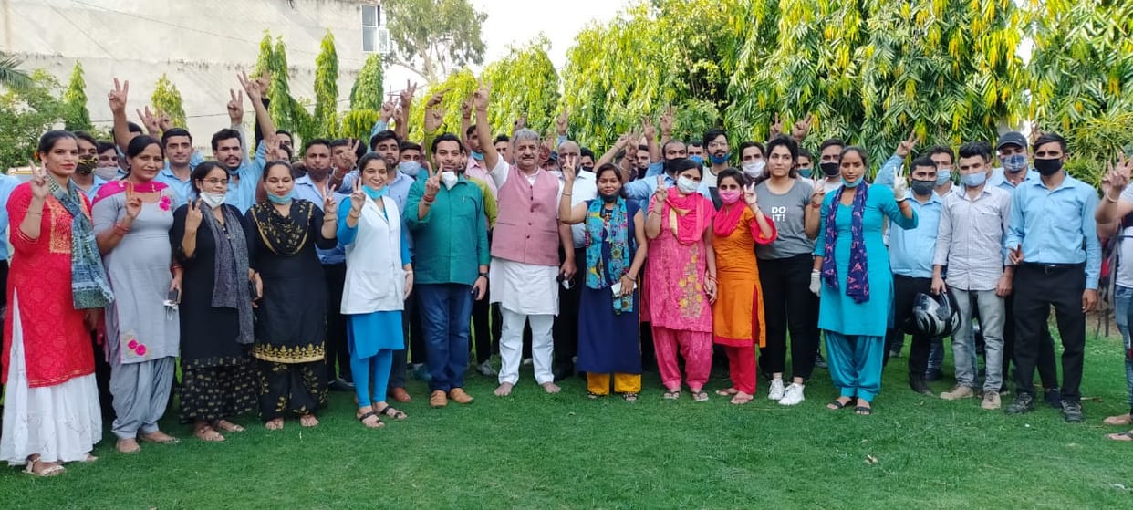 9th camp at White House Pinjore: 1200 people got the vaccine