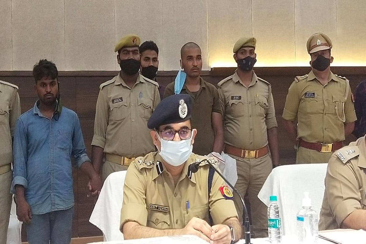 Bank manager murder case: shooter Raju Pandit and Satpal arrested in Varanasi police good work