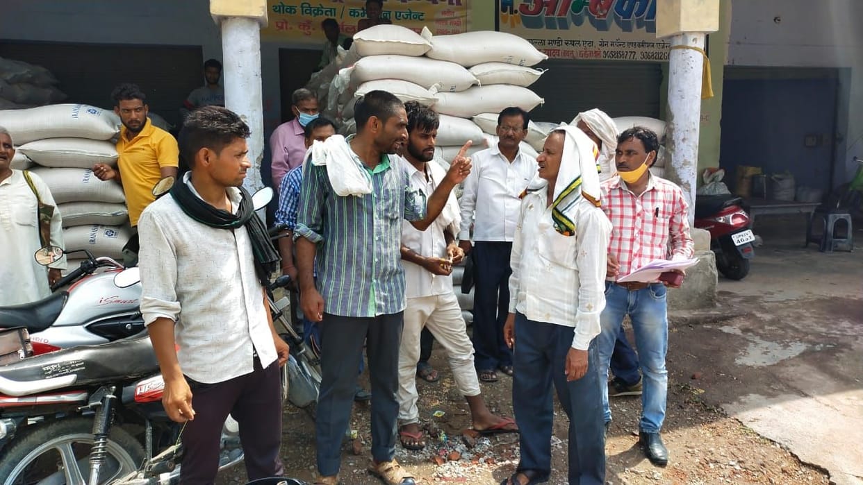 Clashes with farmers on the last day of wheat procurement