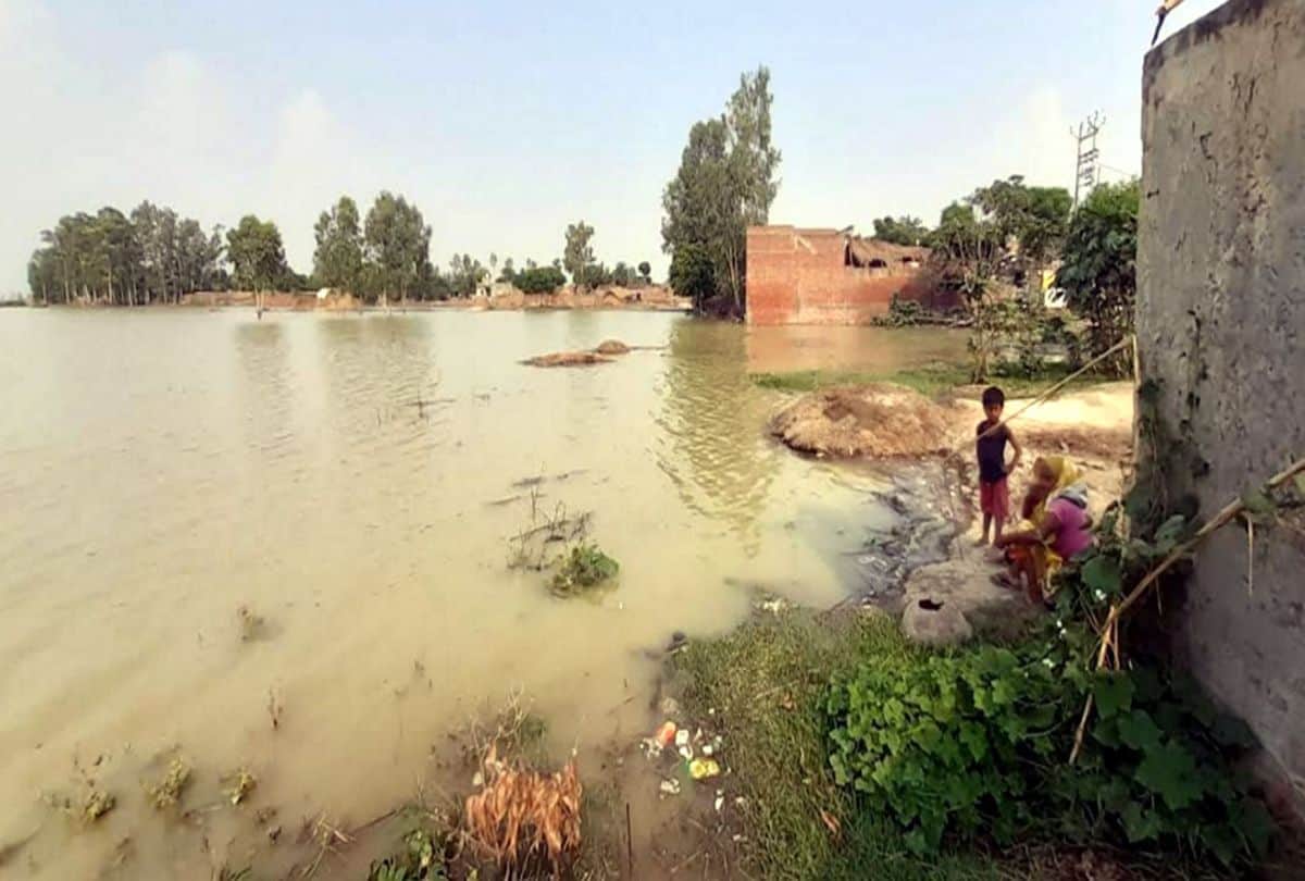 Flood Situation In Kasganj Due To Ganga River Water Level Increasing