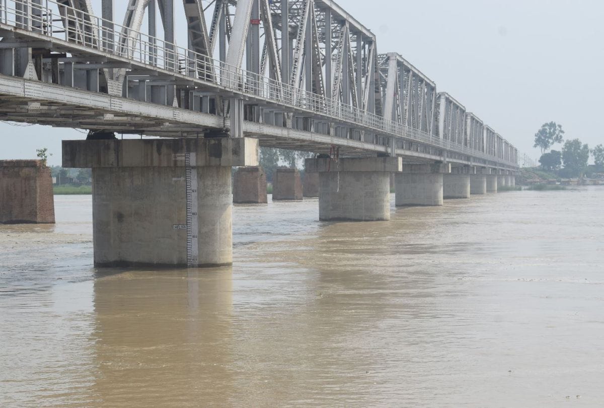 Kannauj: Sisters who came to bathe in the Ganga drowned