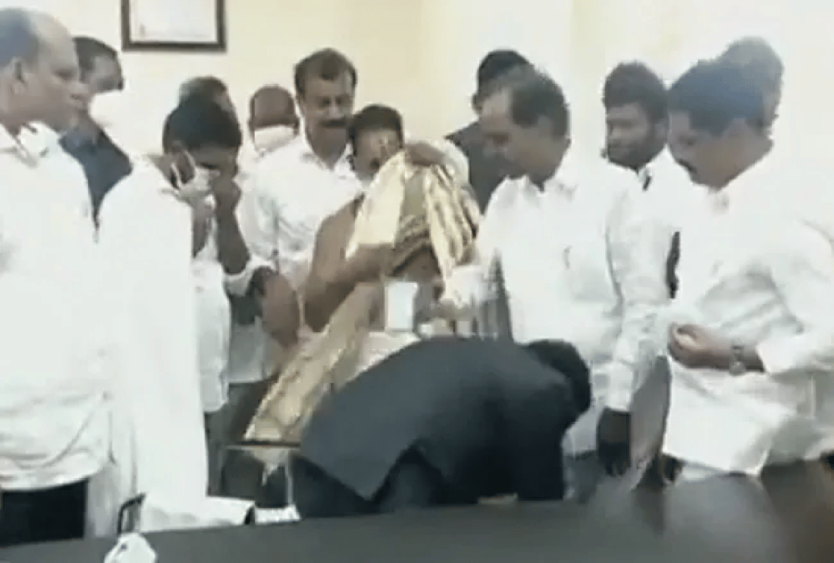 IAS officer touches telangana chief minister feet and described him as father figure after criticism