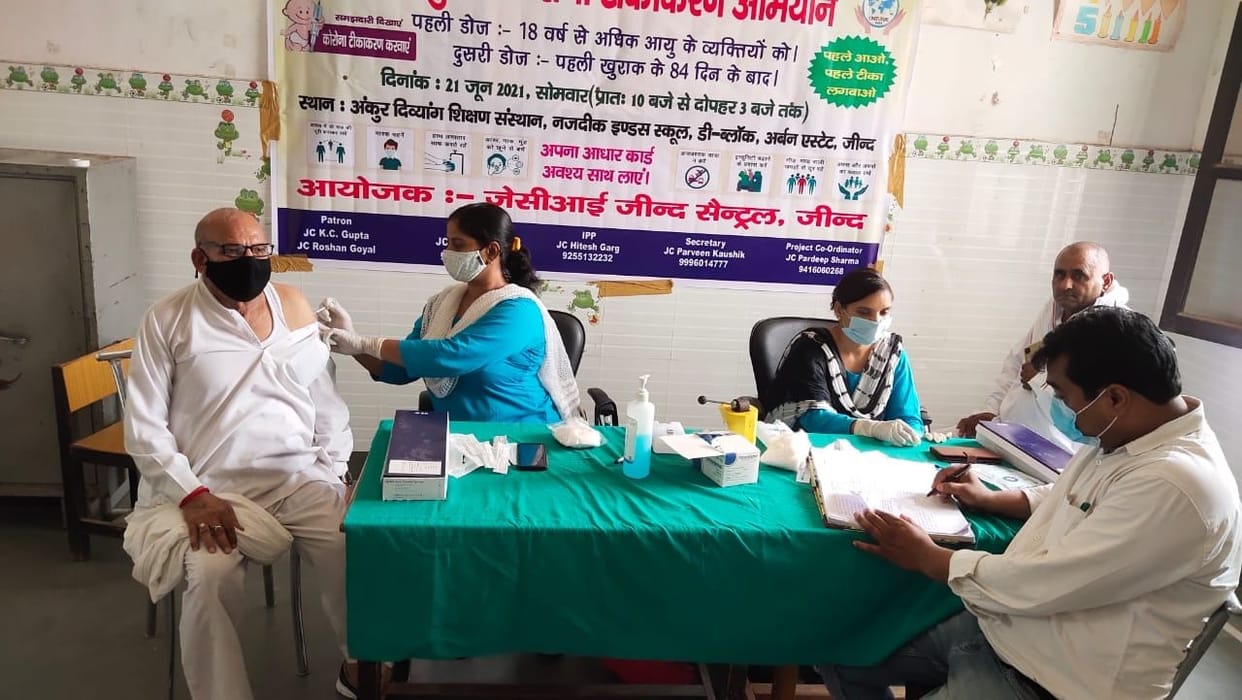First dose of corona vaccine was administered to 15408 people in a day for the first time in the district