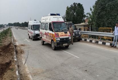 Dehradun: महिला को मरीज बनाकर एंबुलेंस से की जा रही थी शराब की तस्करी, पुलिस ने चार आरोपियों को किया गिरफ्तार Four accused including woman arrested 20 cases of liquor recovered from amSmuggling-liquor-ambulance-arrested