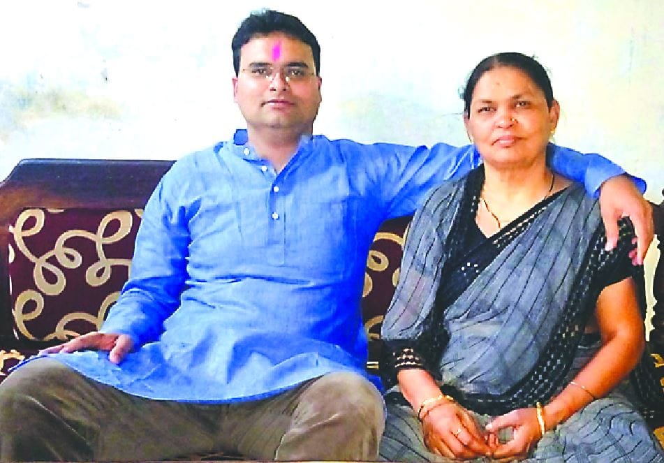 international Widow Day Lost husband but strengthened himself for childs read the story of struggle of these women of Varanasi