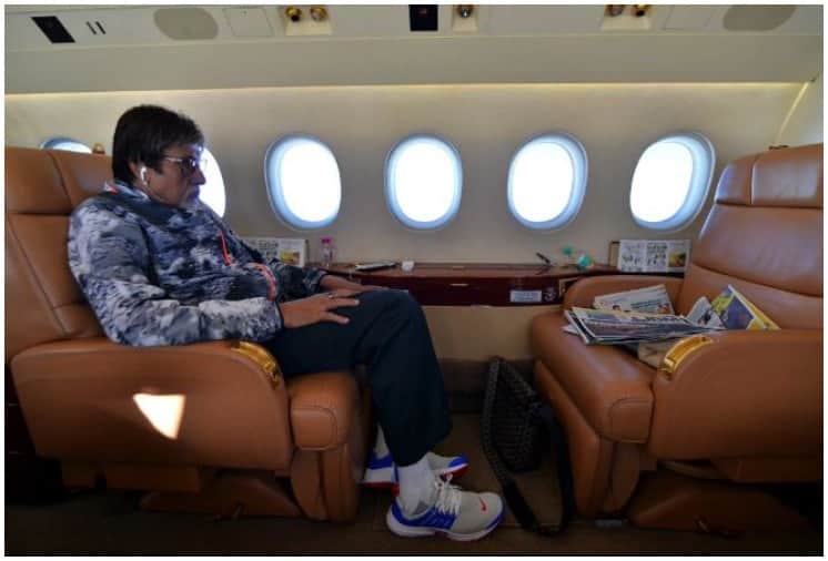 Bollywood Celebs who owns their Private Jet Akshay Kumar Amitabh Bachchan Priyanka Chopra