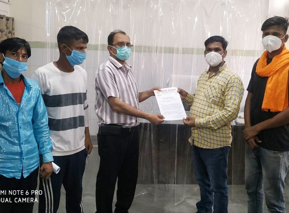 Protester Demands Anti Rabies Test