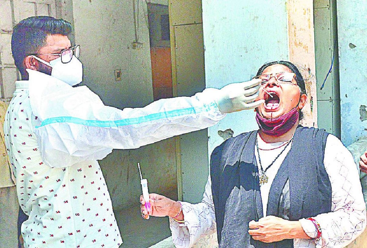 corona Vaccine not reach many booths in Gorakhpur